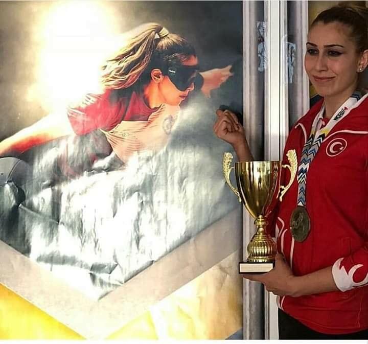 SEVDA’DAN MUHTEŞEM BAŞARI