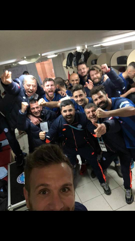 İLK KEZ DÜŞME HATTINDAN ÇIKTI