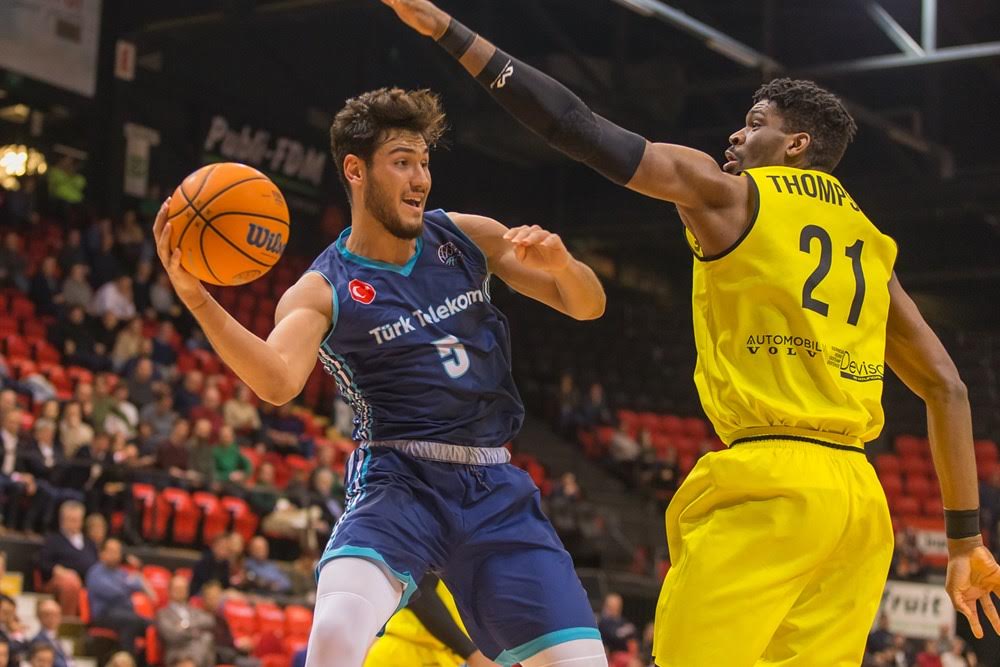 MAVİ KAPLANLAR’DA HAREKETLİLİK