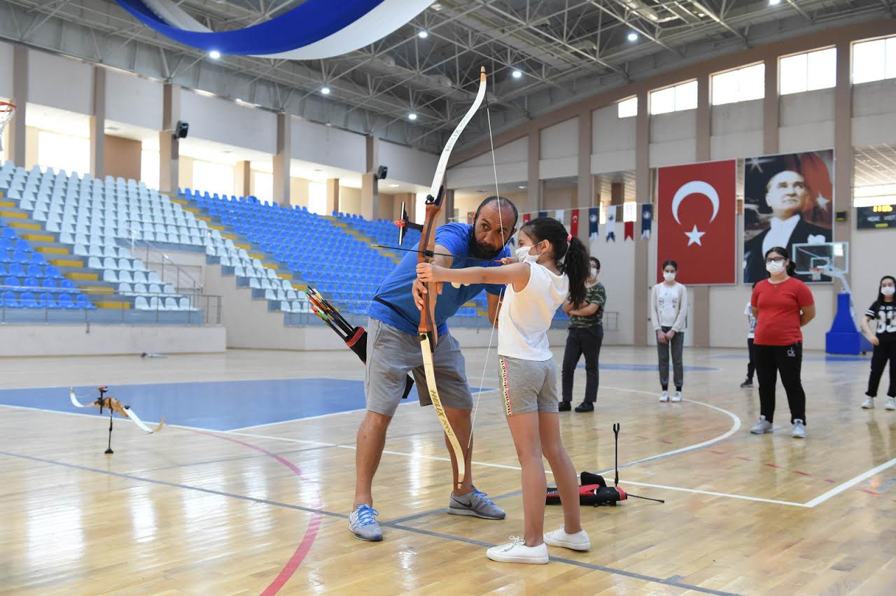 GELECEĞİN OKÇULARI ALTINDAĞ’DA