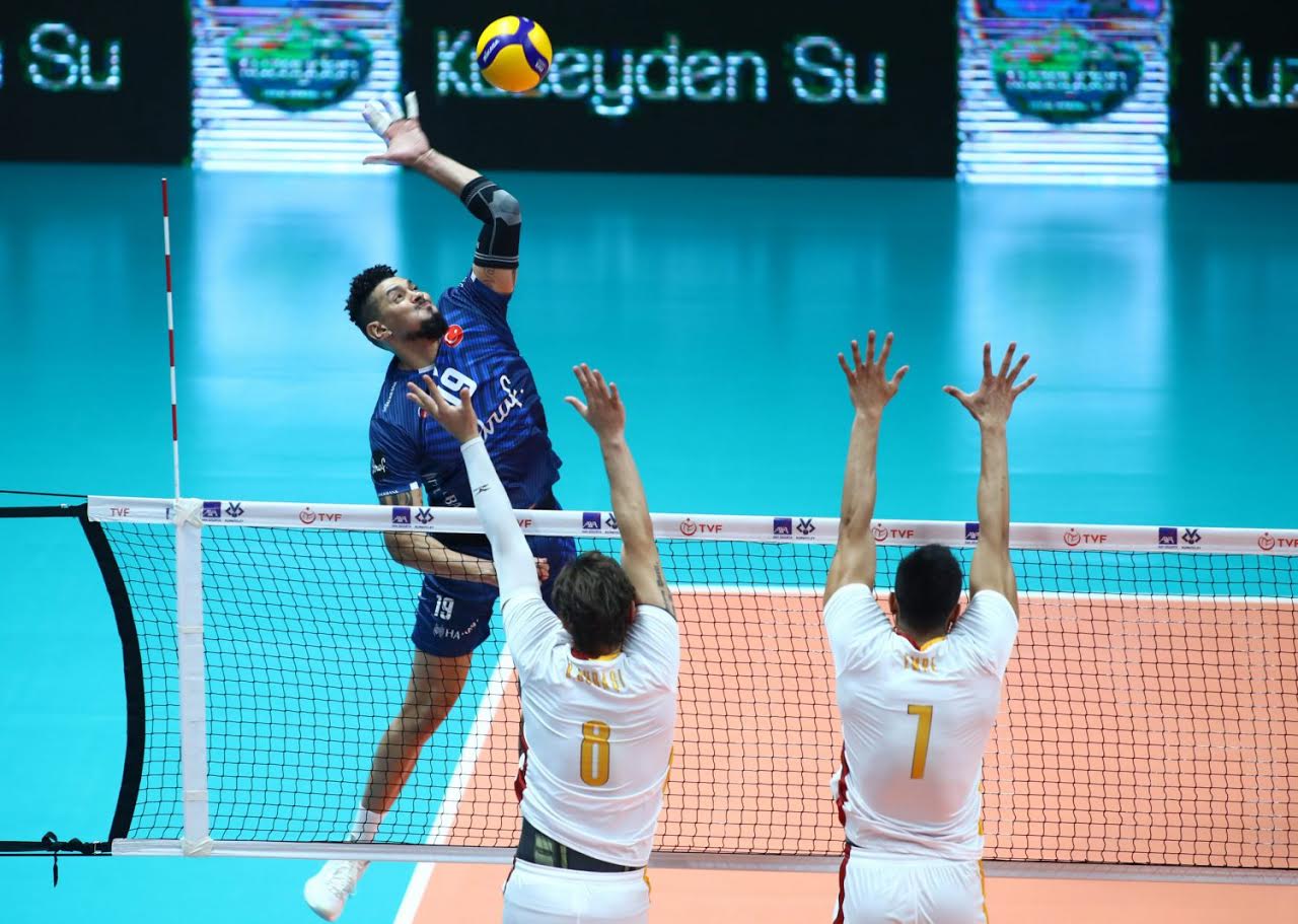 ÇEYREK FİNALİSTLER BELLİ OLDU