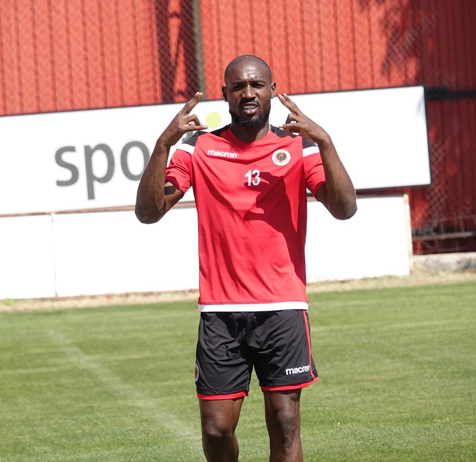 SİO’NUN ATATÜRK SEVGiSİ