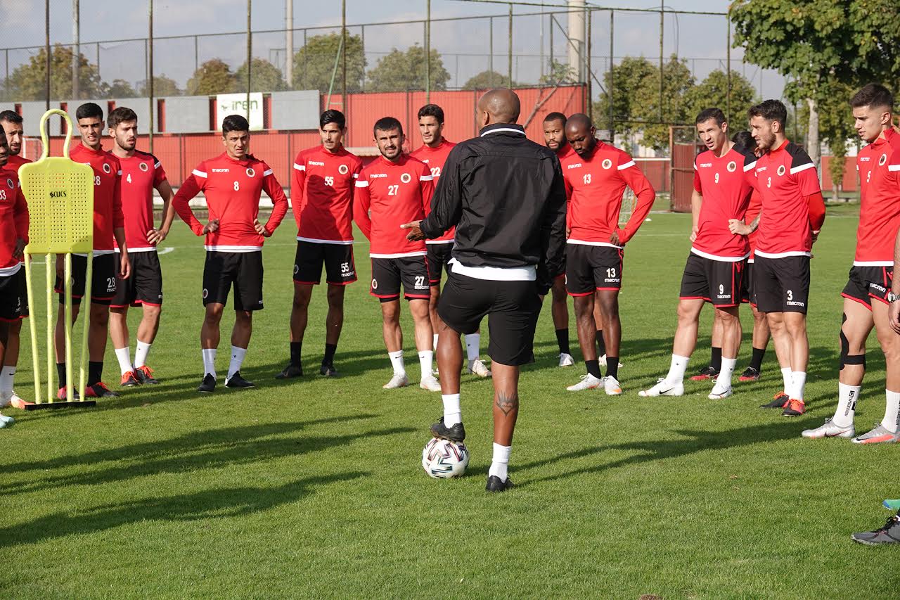 GENÇLERİN KARTAL MESAİSİ