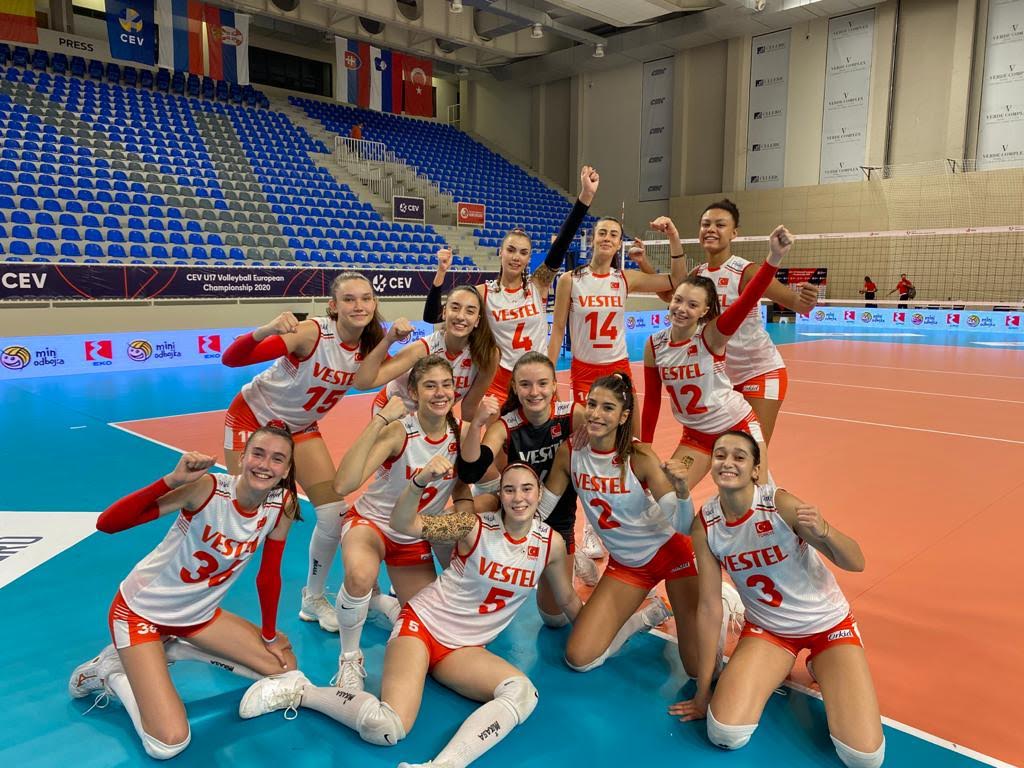 SULTANLAR FİNAL PEŞİNDE