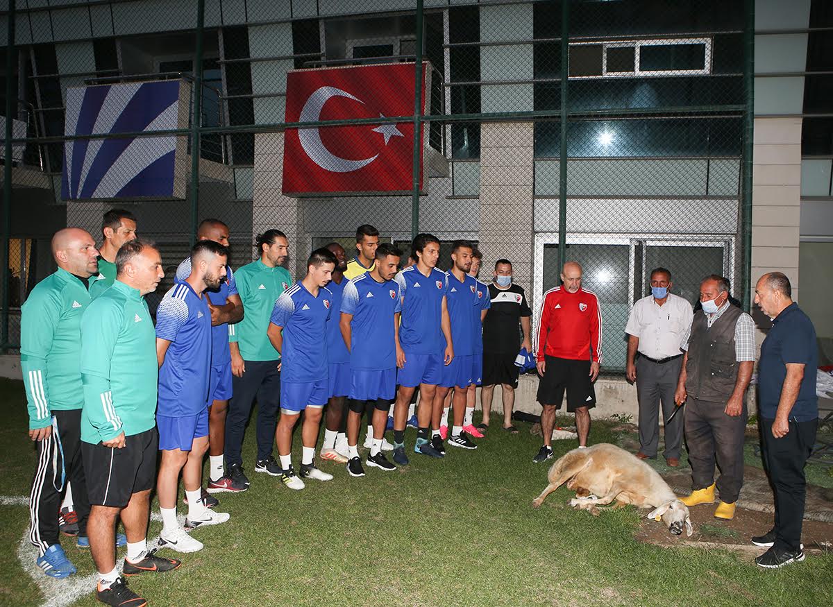 YASAK KALKTI KURBAN KESİLDİ