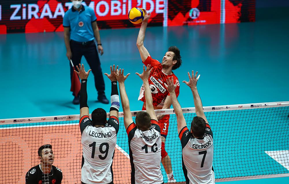 DERBİNİN GALİBİ ZİRAAT OLDU