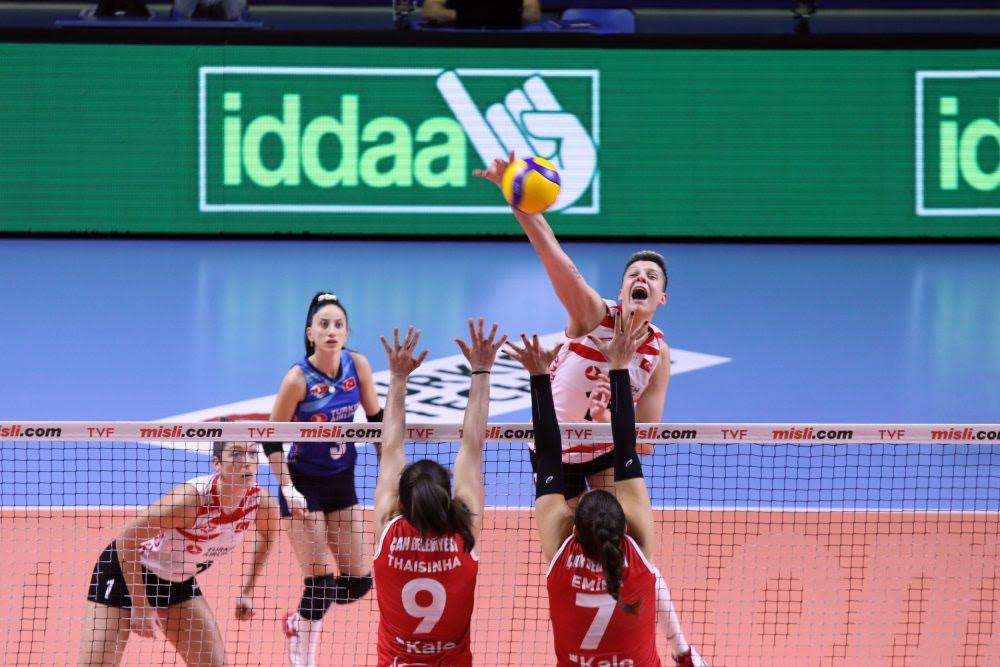 SULTANLAR 14.HAFTAYI GERİDE BIRAKTI