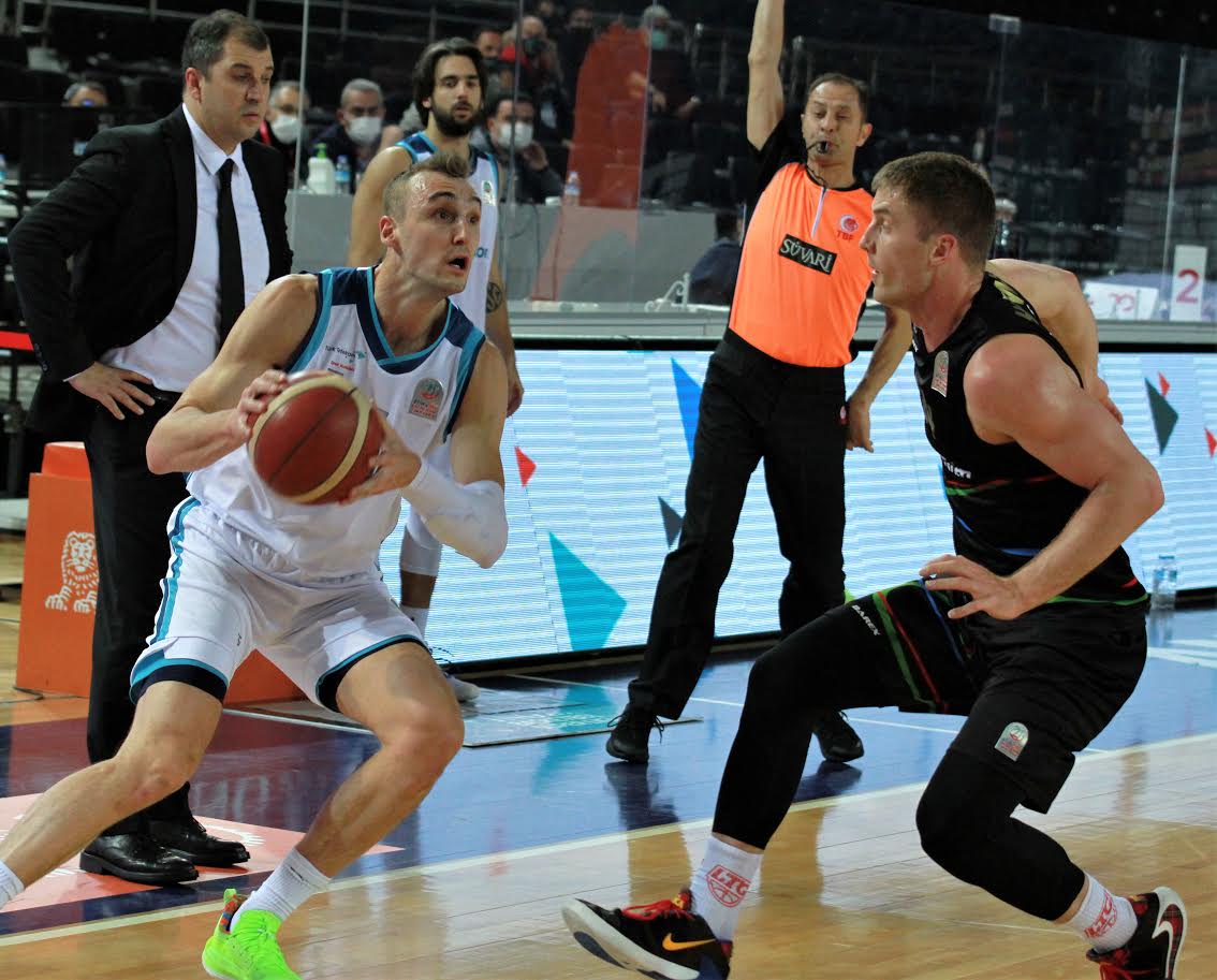 TÜRK TELEKOMUN KONUĞU STRASBOURG