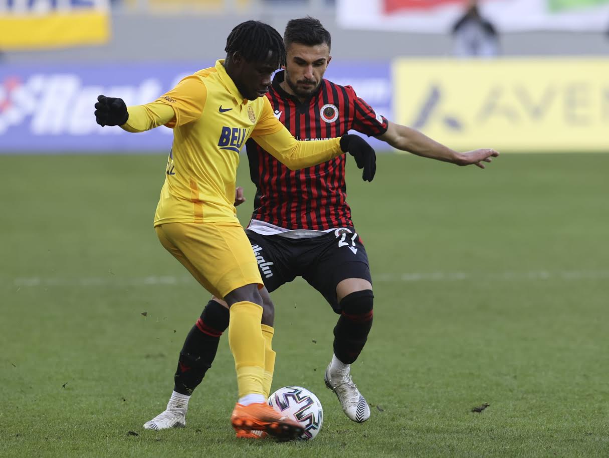 ÖMÜRCAN’A TAM NOT