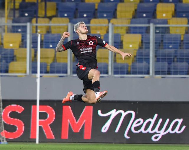 BERAT ÖZDEMİR, TRABZONSPOR İLE ANLAŞTI