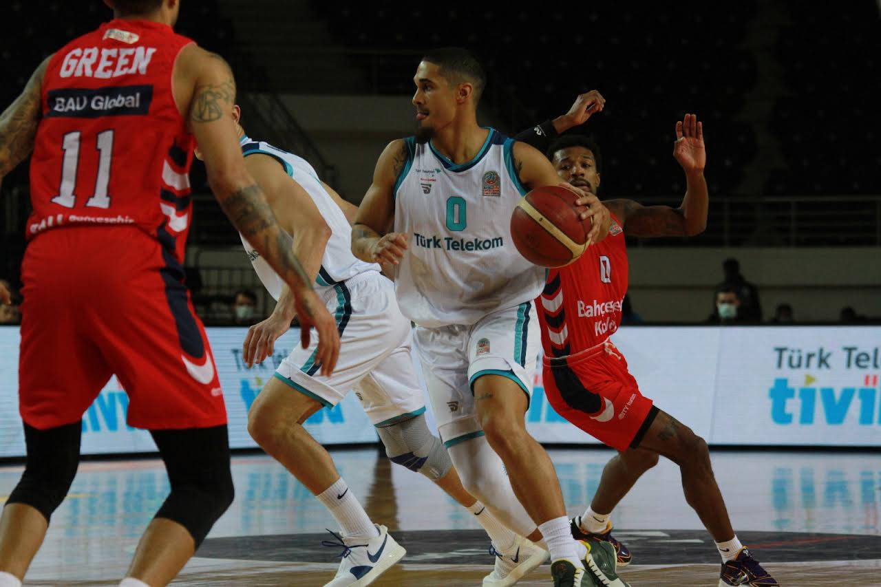 TÜRK TELEKOM FARKLI KAZANDI