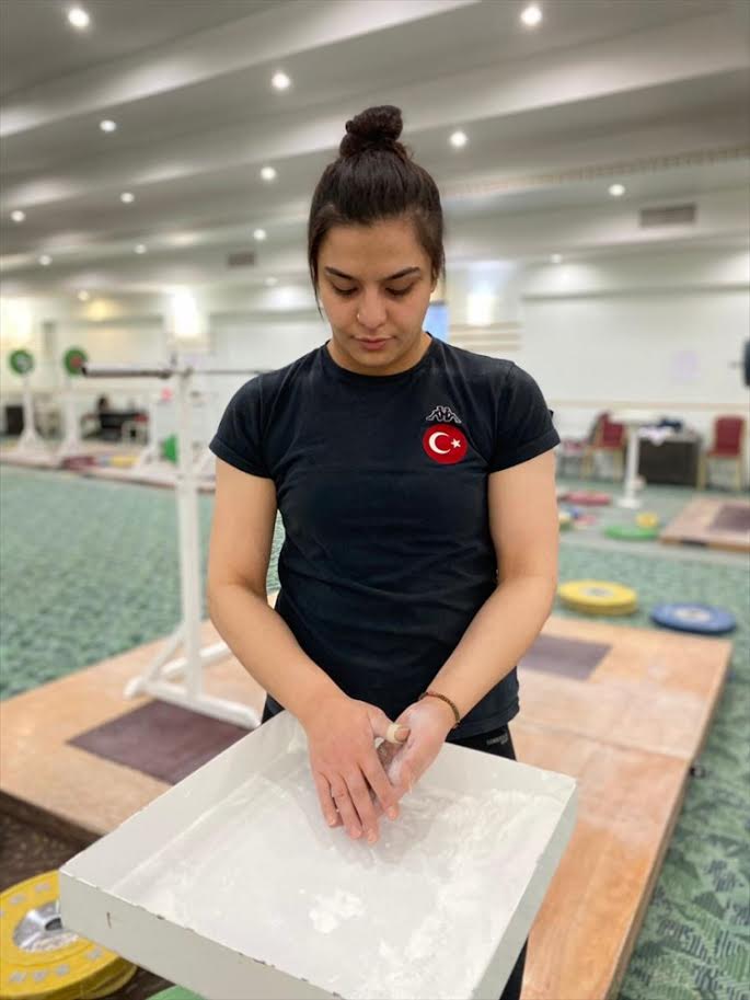 DİŞİ HERKÜLÜNÜN HEDEFİ BÜYÜK