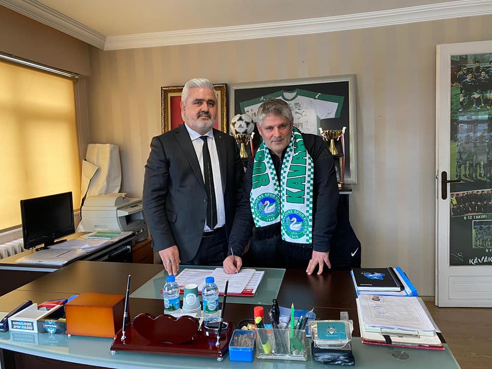 KAVAKLIDERESPOR ZEKERİYA KÖKLÜKAYA İLE ANLAŞTI