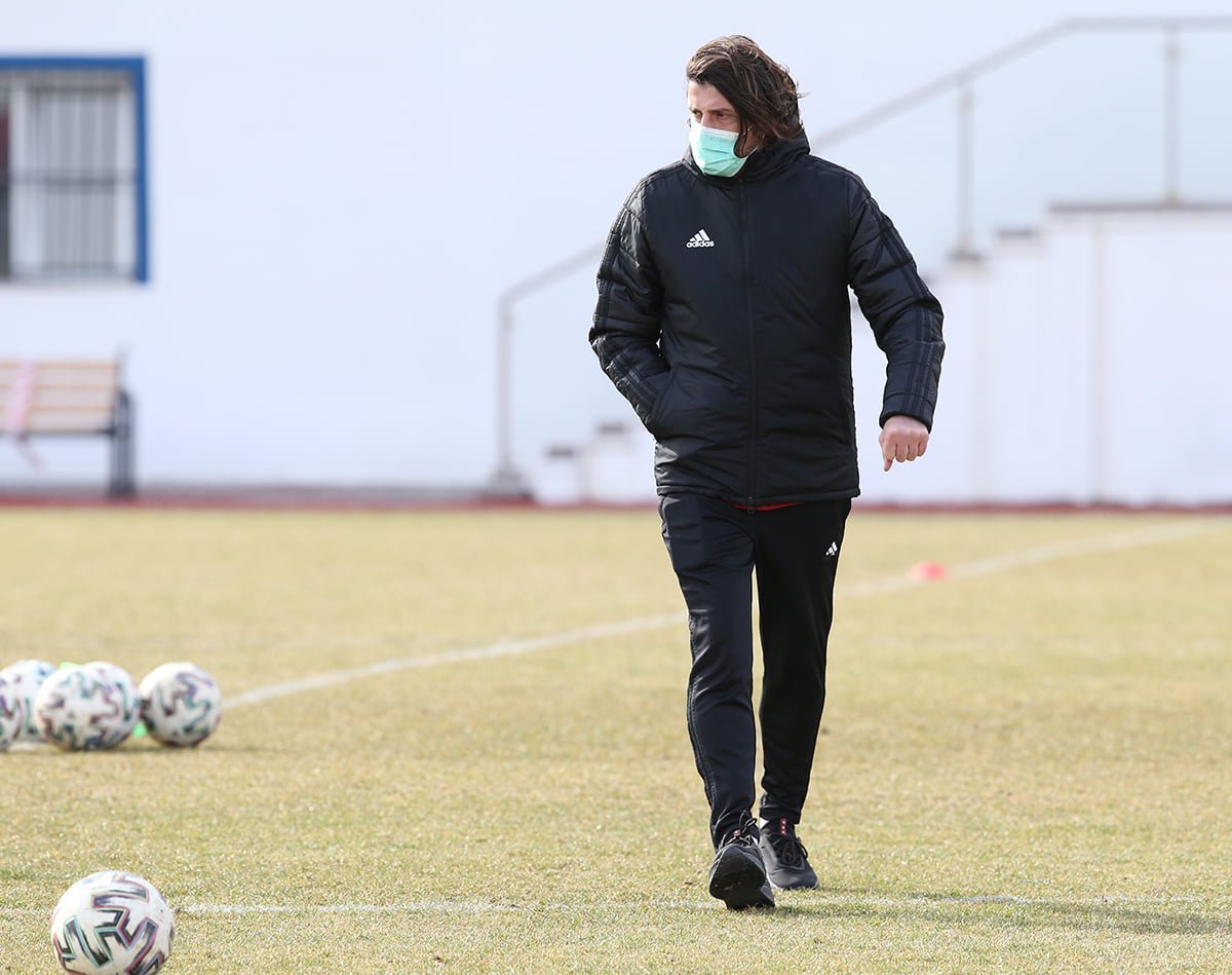 ANKARASPOR TEKRAR MEHMET AK İLE ANLAŞTI