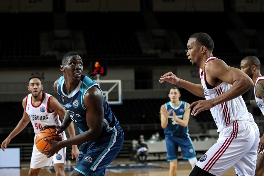 TELEKOM GALİBİYETLE BAŞLADI