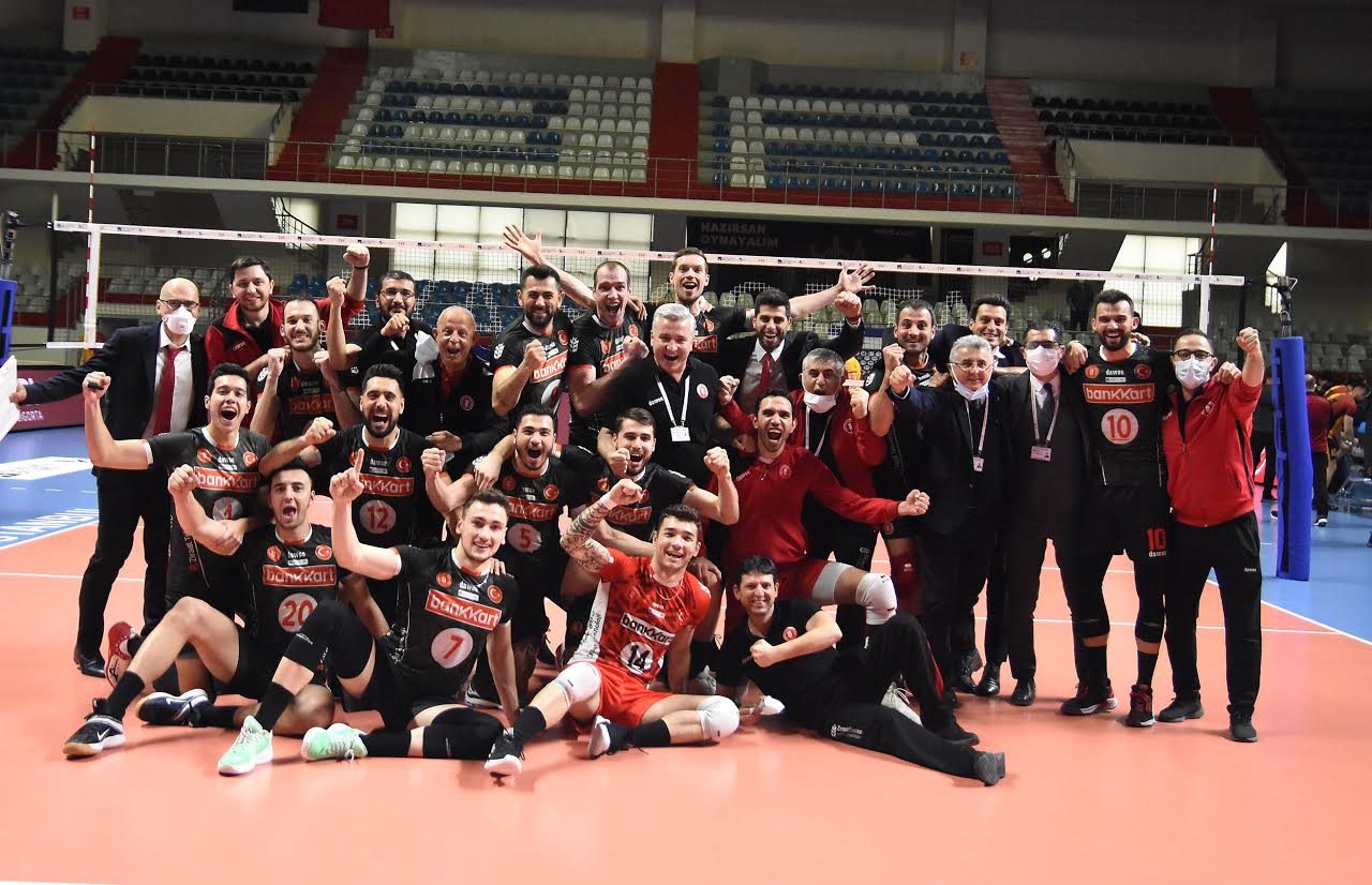 ZİRAAT BANKART FİNALDE