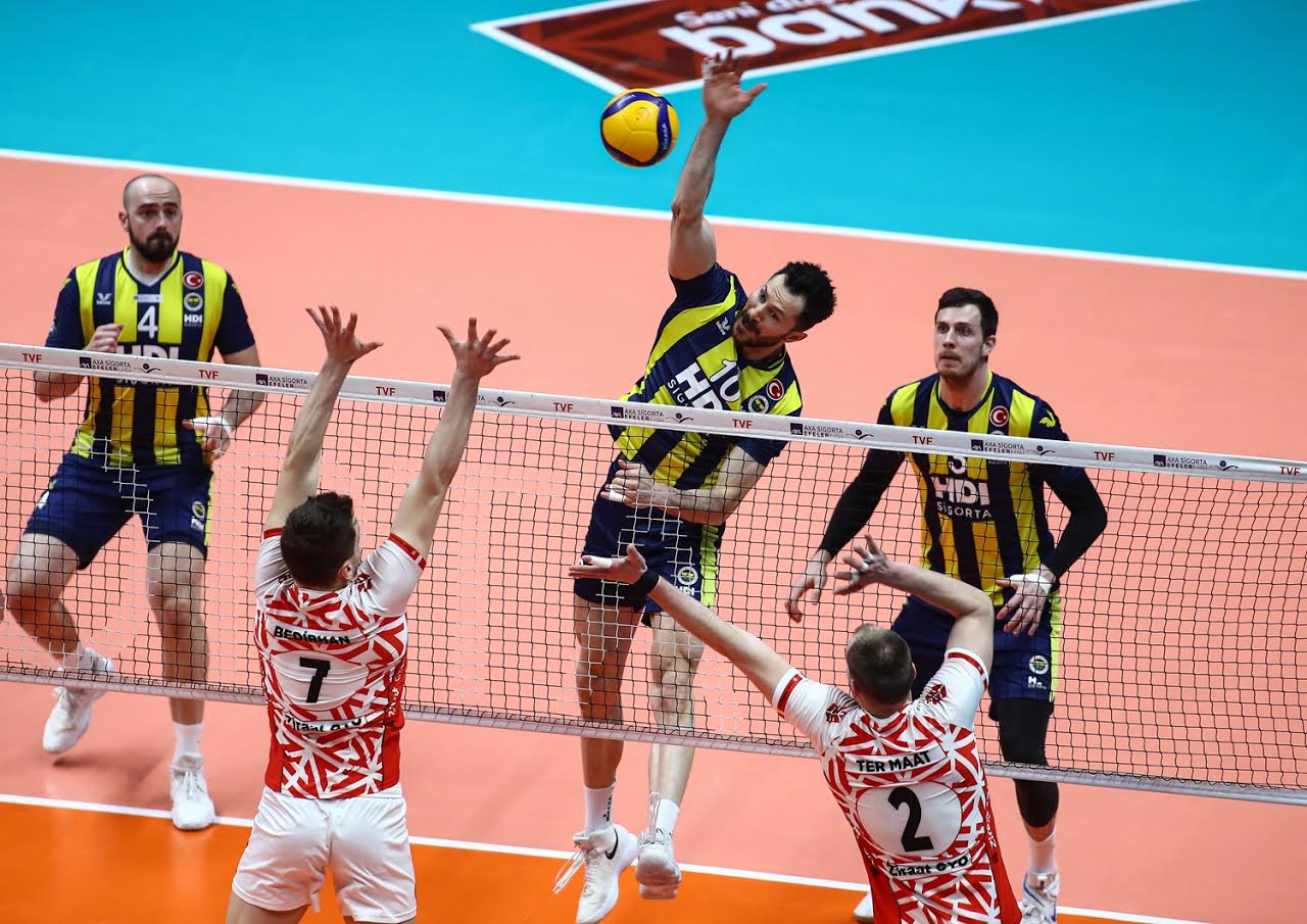 ZİRAAT BANKART 3-0 MAĞLUP