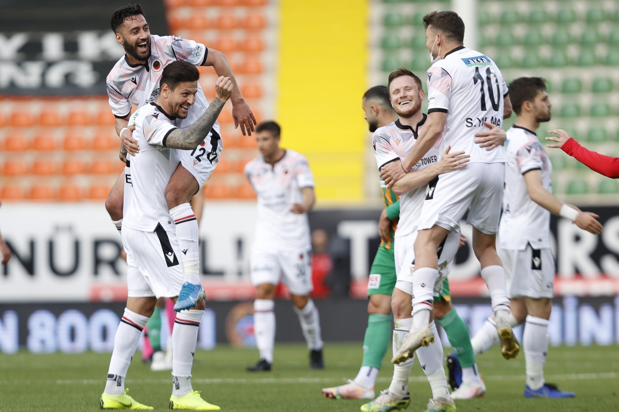 GENÇLERBİRLİĞİNDEN ALTIN DEĞERİNDE ÜÇ PUAN