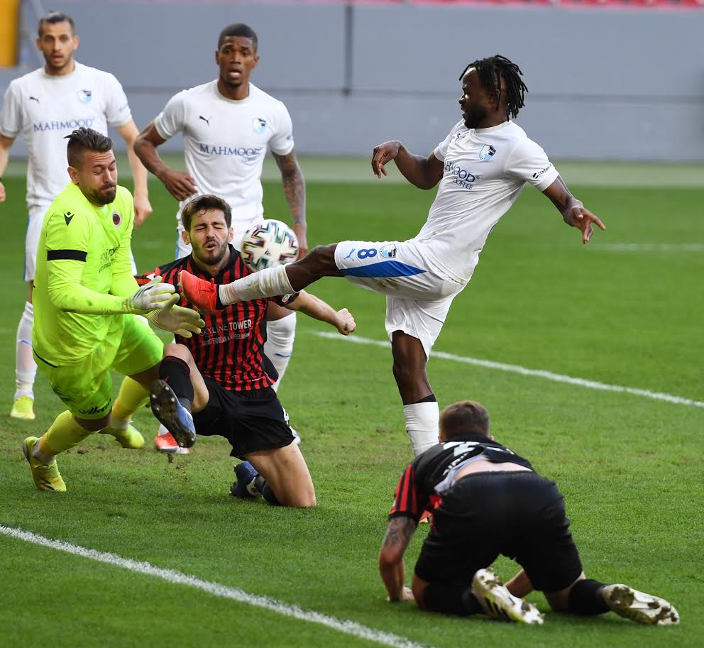 GENÇLER GALİBİYETİ KAÇIRDI