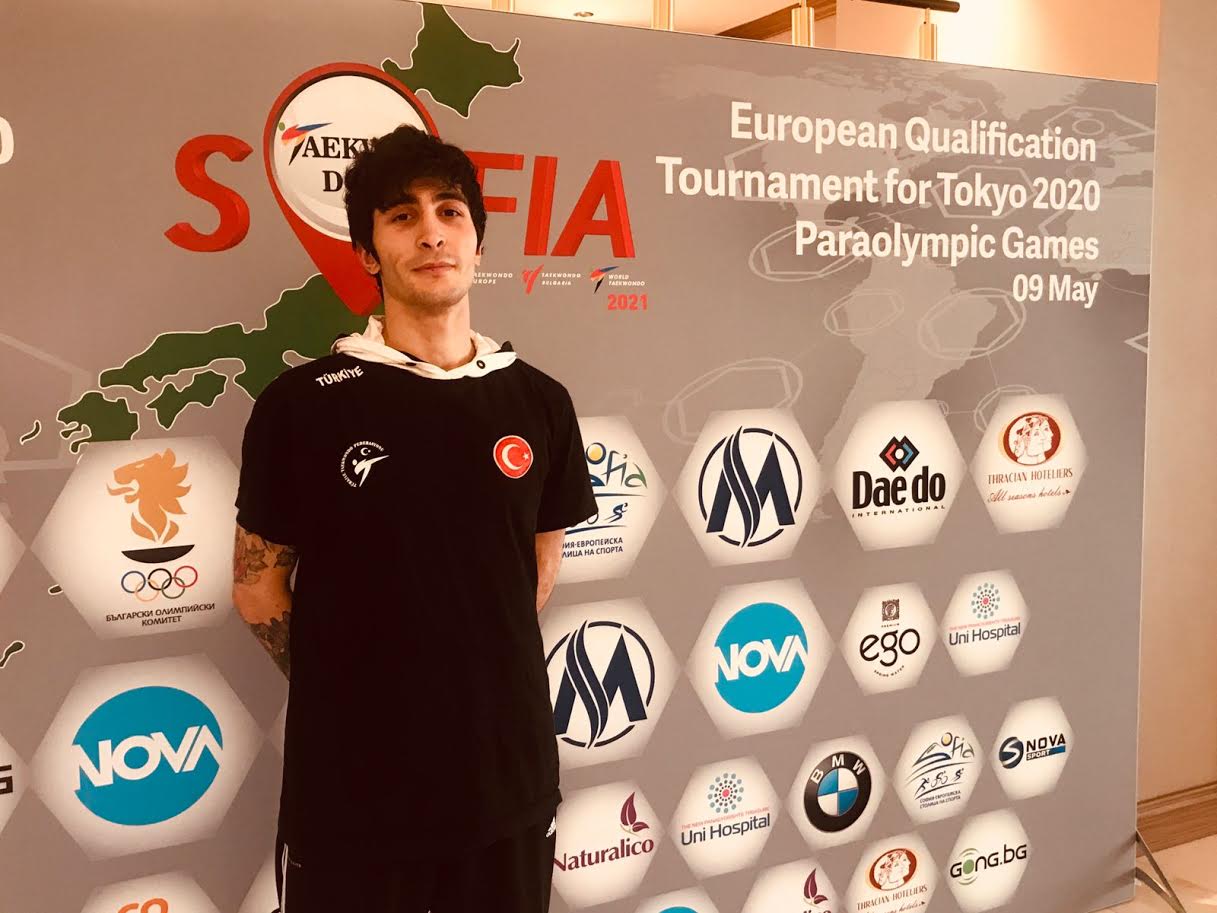 HAKAN REÇBER OLİMPİYAT YOLCUSU