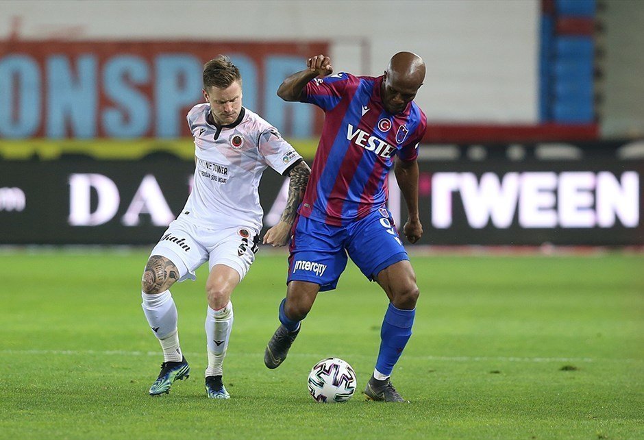 GENÇLERBİRLİĞİ’DE VEDA ETTİ