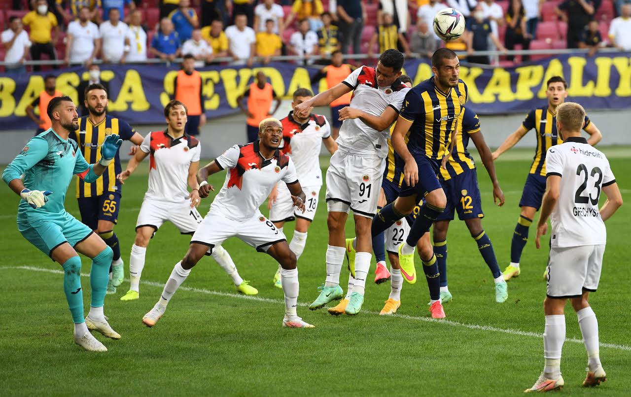 DERBİNİN GALİBİ ANKARAGÜCÜ