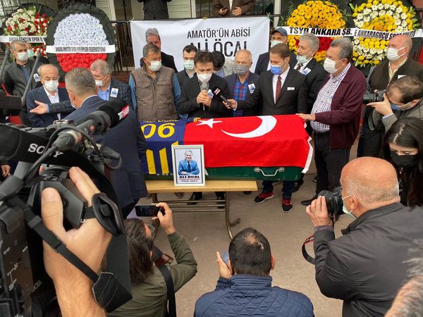 ALİ ÖCAL ABİMİZİ SON YOLCULUĞUNA BİNLERCE KİŞİ UĞURLADI